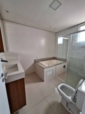 Imagem Apartamento com 3 Quartos para Alugar, 136 m² em Centro - Balneário Camboriú Imagem Apartamento com 3 Quartos para Alugar, 136 m² em Centro - Balneário Camboriú