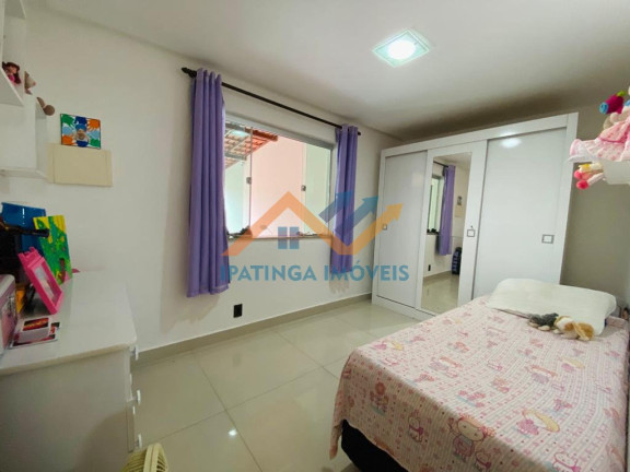 Imagem Casa com 3 Quartos à Venda, 220 m² em Vila Ipanema - Ipatinga