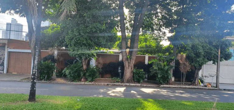Imagem Casa com 2 Quartos à Venda, 288 m² em Setor Leste Universitário - Goiânia Imagem Casa com 2 Quartos à Venda, 288 m² em Setor Leste Universitário - Goiânia