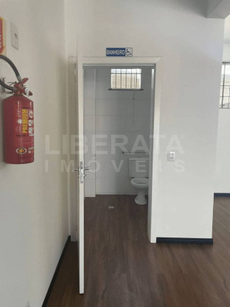 Imagem Sala Comercial à Venda, 82 m² em Centro - Navegantes Imagem Sala Comercial à Venda, 82 m² em Centro - Navegantes