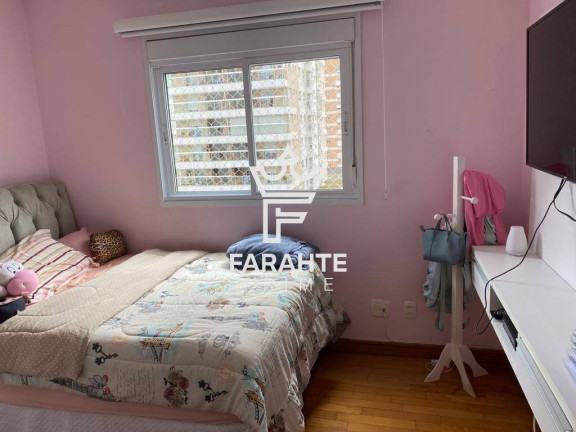 Apartamento com 3 Quartos à Venda, 160 m² em Embaré - Santos