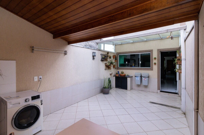 Imagem Casa com 3 Quartos à Venda, 140 m² em Parque São Domingos - São Paulo Imagem Casa com 3 Quartos à Venda, 140 m² em Parque São Domingos - São Paulo