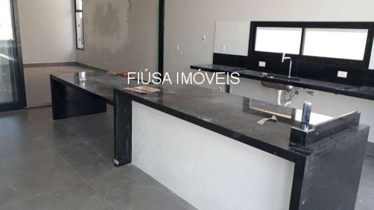 Imagem Casa com 4 Quartos à Venda, em Vila Do Golf - Ribeirão Preto Imagem Casa com 4 Quartos à Venda, em Vila Do Golf - Ribeirão Preto
