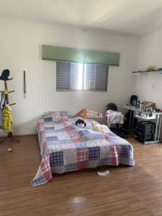 Imagem Sobrado com 3 Quartos à Venda, 272 m² em Vila Franci - São Paulo Imagem Sobrado com 3 Quartos à Venda, 272 m² em Vila Franci - São Paulo