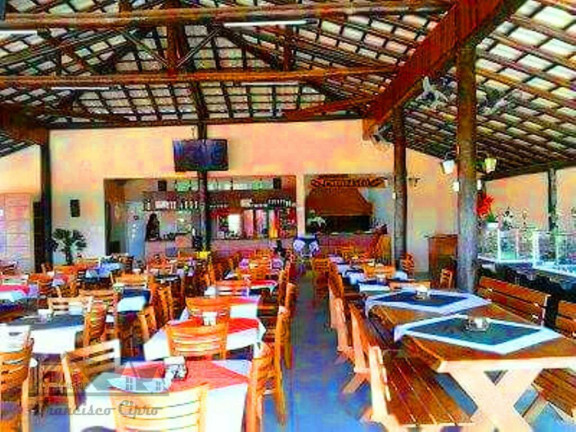 Sala Comercial à Venda, 570 m² em Colonia - Guaratinguetá