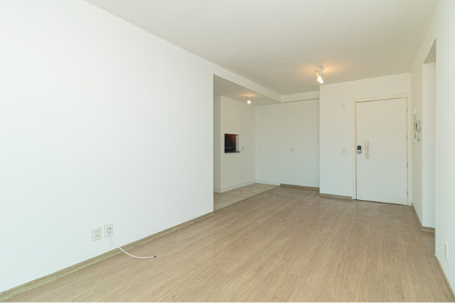 Imagem Apartamento com 2 Quartos à Venda, 70 m² em Jardim Botânico - Porto Alegre