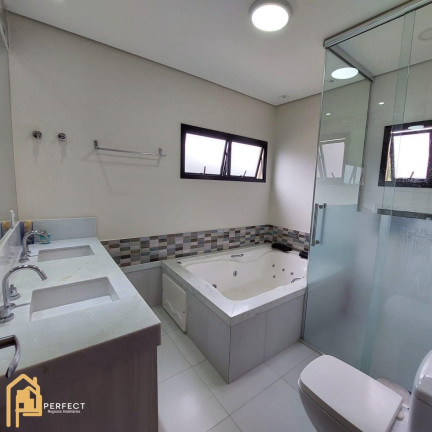 Imagem Casa com 4 Quartos à Venda, 215 m² em Centro - Santa Isabel