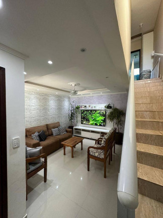 Imagem Casa com 2 Quartos à Venda, 90 m² em Outeiro - Araruama