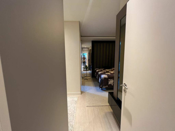 Imagem Apartamento com 3 Quartos para Alugar, 130 m² em Centro - Balneário Camboriú Imagem Apartamento com 3 Quartos para Alugar, 130 m² em Centro - Balneário Camboriú