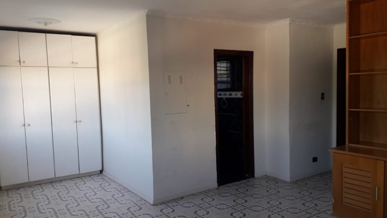 Imagem Casa com 4 Quartos à Venda, 240 m² em Vila Brasílio Machado - São Paulo