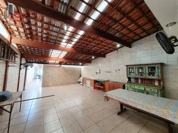 Imagem Casa com 3 Quartos à Venda, 210 m² em Vila Tupi - Praia Grande Imagem Casa com 3 Quartos à Venda, 210 m² em Vila Tupi - Praia Grande