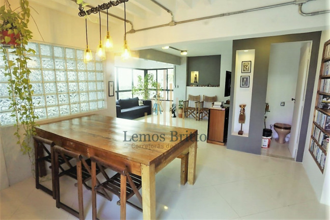 Imagem Imóvel com 4 Quartos à Venda, 240 m² em Horto Florestal - Salvador Imagem Imóvel com 4 Quartos à Venda, 240 m² em Horto Florestal - Salvador