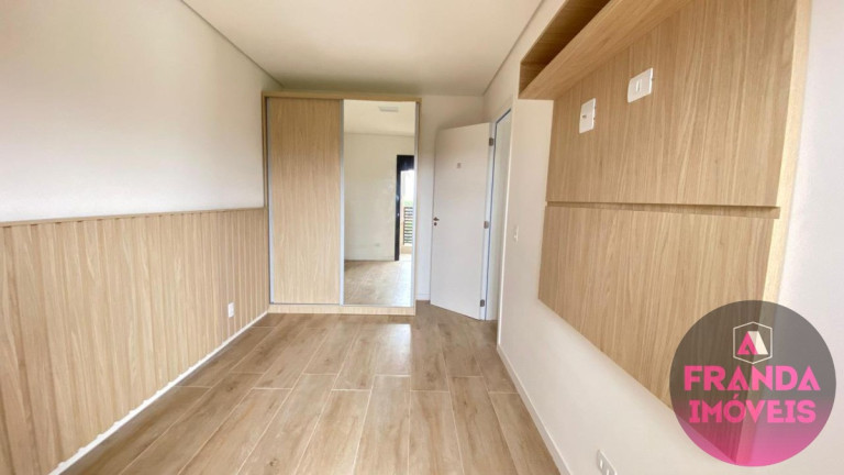 Imagem Apartamento com 3 Quartos para Alugar, 60 m² em Itaguá - Ubatuba