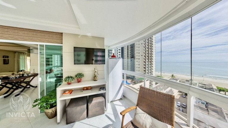 Apartamento com 3 Quartos à Venda, 190 m² em Centro - Balneário Camboriú