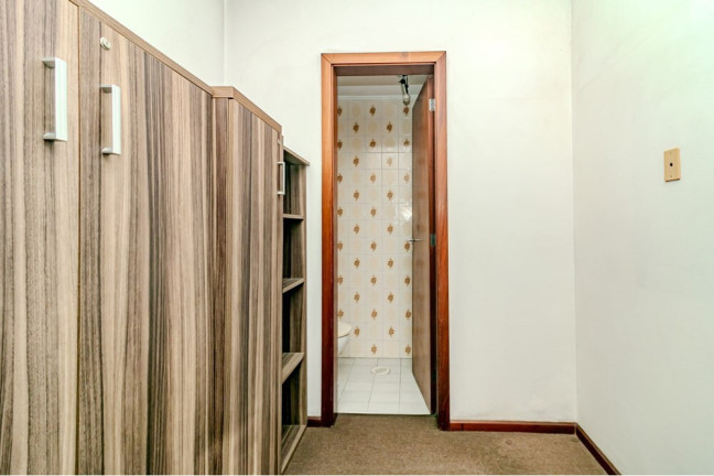 Imagem Imóvel com 3 Quartos à Venda,  em Moinhos De Vento - Porto Alegre