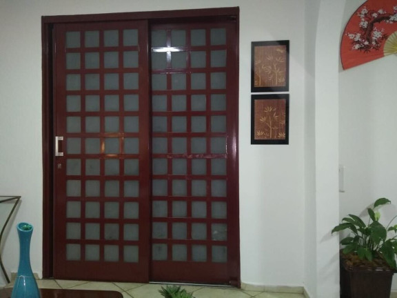 Imagem Casa com 3 Quartos à Venda, 200 m² em Jardim Aeroporto - São Paulo Imagem Casa com 3 Quartos à Venda, 200 m² em Jardim Aeroporto - São Paulo