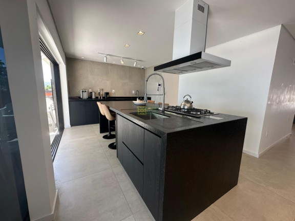 Imagem Casa com 5 Quartos para Alugar ou Temporada, 300 m² em Centro - Porto Belo Imagem Casa com 5 Quartos para Alugar ou Temporada, 300 m² em Centro - Porto Belo