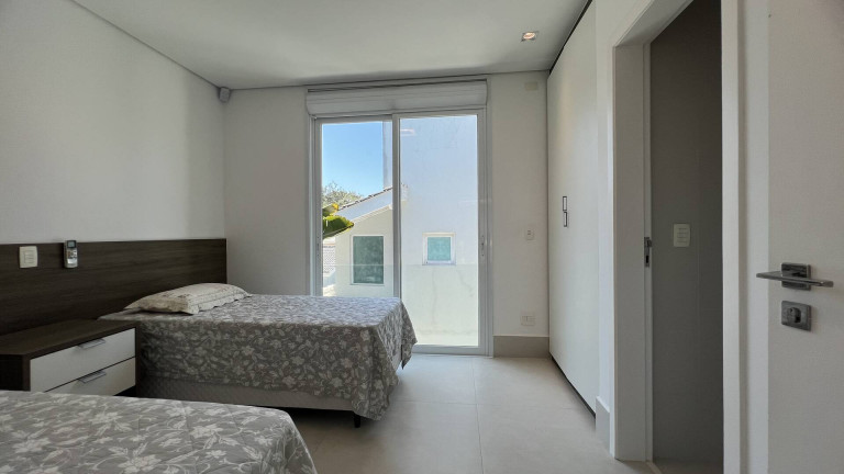 Imagem Casa com 6 Quartos à Venda, 489 m² em Riviera De São Lourenço - Bertioga Imagem Casa com 6 Quartos à Venda, 489 m² em Riviera De São Lourenço - Bertioga