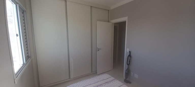 Imagem Imóvel com 2 Quartos à Venda, 63 m² Imagem Imóvel com 2 Quartos à Venda, 63 m²