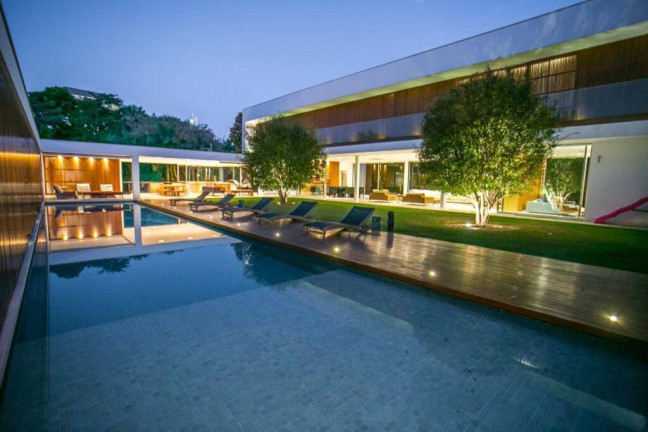 Casa de Condomínio com 4 Quartos à Venda,  em Parque Campolim - Sorocaba