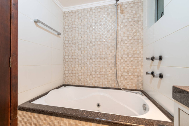 Imagem Apartamento com 3 Quartos à Venda, 83 m² em Bacacheri - Curitiba