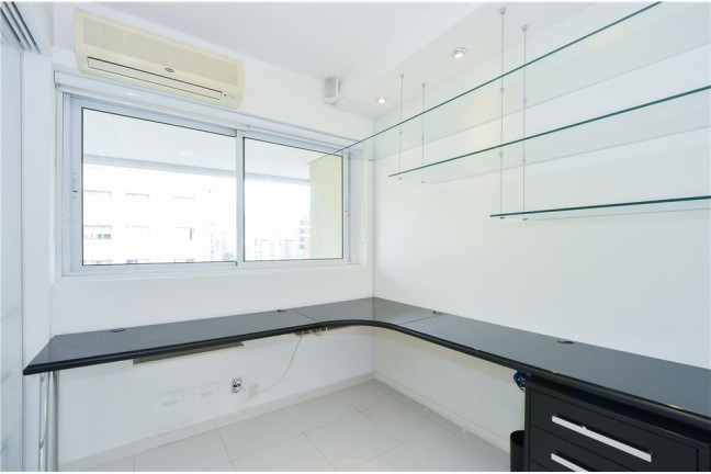 Imagem Imóvel com 2 Quartos à Venda, em Indianópolis - São Paulo Imagem Imóvel com 2 Quartos à Venda, em Indianópolis - São Paulo
