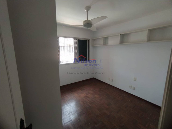 Imagem Casa com 4 Quartos à Venda, em Guarulhos Imagem Casa com 4 Quartos à Venda, em Guarulhos