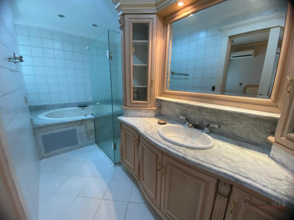 Imagem Apartamento com 3 Quartos à Venda, 301 m² em Centro - Florianópolis Imagem Apartamento com 3 Quartos à Venda, 301 m² em Centro - Florianópolis