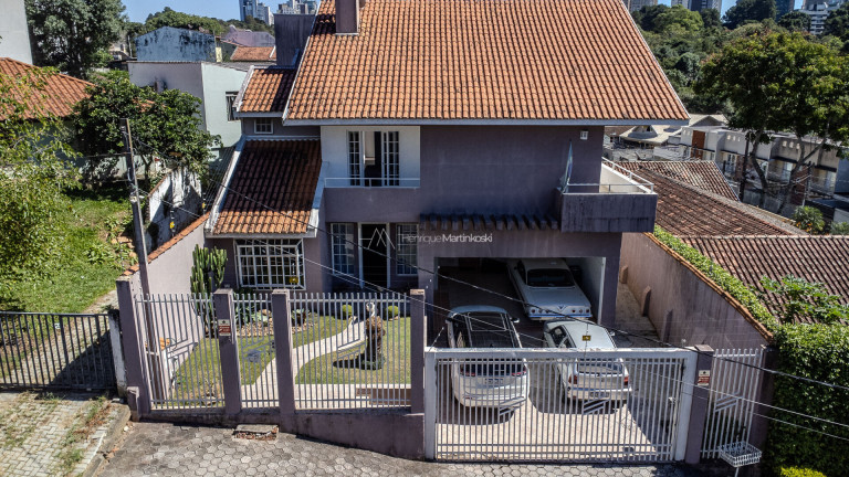 Imagem Casa com 3 Quartos à Venda, 352 m² em Mossunguê - Curitiba