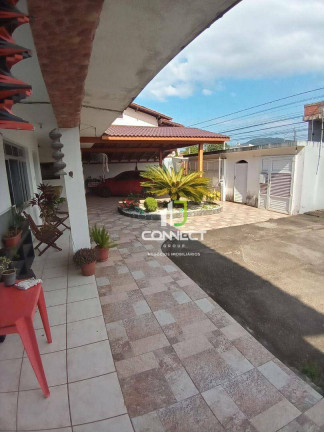 Imagem Casa com 6 Quartos à Venda, 310 m² em São Vicente - Itajaí Imagem Casa com 6 Quartos à Venda, 310 m² em São Vicente - Itajaí