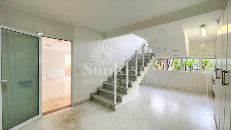 Imagem Casa com 4 Quartos à Venda, 700 m² em Tamboré - Barueri Imagem Casa com 4 Quartos à Venda, 700 m² em Tamboré - Barueri