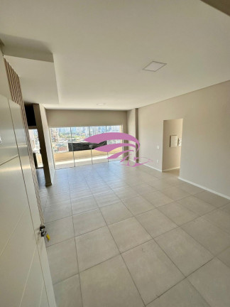 Imagem Imóvel com 3 Quartos à Venda, 115 m² em Pereque - Porto Belo Imagem Imóvel com 3 Quartos à Venda, 115 m² em Pereque - Porto Belo