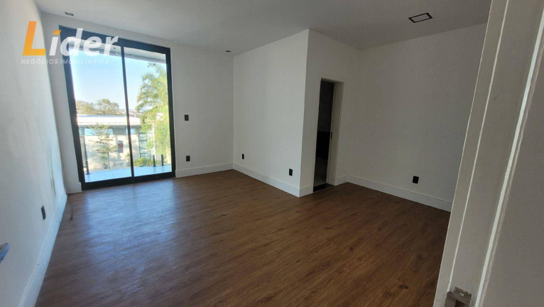 Imagem Casa com 4 Quartos à Venda, 450 m² em Spina Ville - Juiz De Fora Imagem Casa com 4 Quartos à Venda, 450 m² em Spina Ville - Juiz De Fora