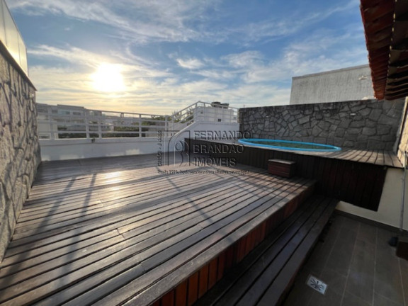 Imóvel com 4 Quartos para Alugar, 285 m² em Barra Da Tijuca - Rio De Janeiro