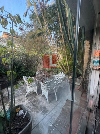Imagem Casa com 4 Quartos à Venda, 220 m² em Indianópolis - São Paulo Imagem Casa com 4 Quartos à Venda, 220 m² em Indianópolis - São Paulo