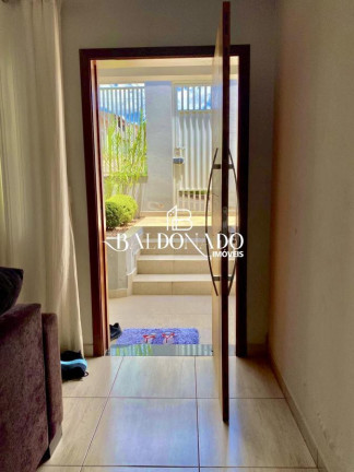 Imagem Casa com 3 Quartos à Venda, 200 m² em Centro - Extrema Imagem Casa com 3 Quartos à Venda, 200 m² em Centro - Extrema
