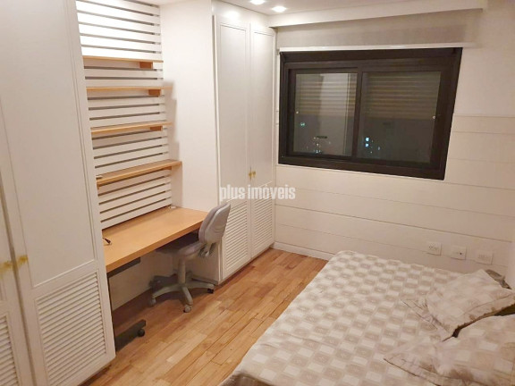 Imagem Apartamento com 3 Quartos à Venda, 220 m² em Morumbi - São Paulo