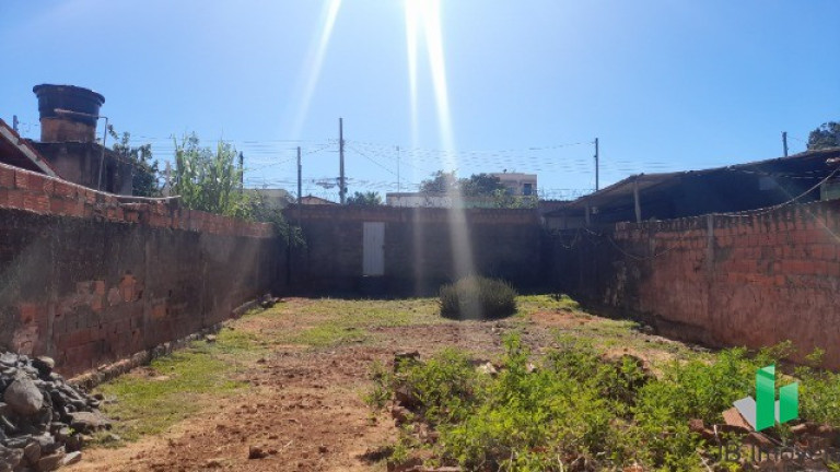 Imagem Terreno à Venda, 250 m² em Nossa Senhora De Fátima - Montes Claros Imagem Terreno à Venda, 250 m² em Nossa Senhora De Fátima - Montes Claros