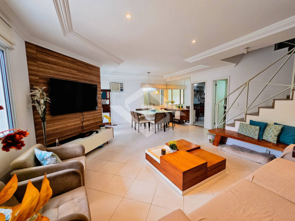 Imagem Casa de Condomínio com 4 Quartos à Venda, 220 m² em Vargem Pequena - Rio De Janeiro