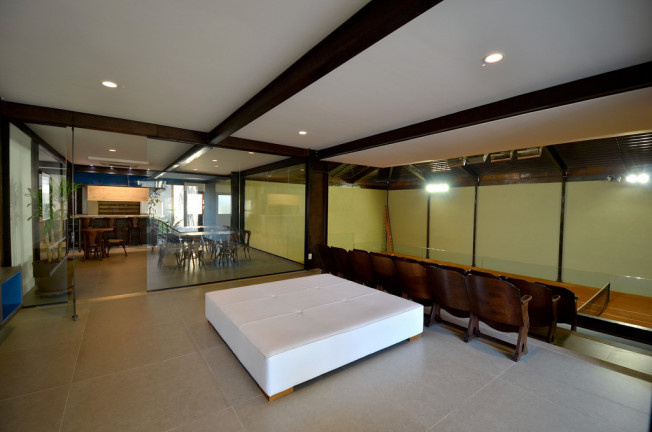 Imagem Casa de Condomínio com 4 Quartos à Venda, 543 m² em Ipanema - Porto Alegre