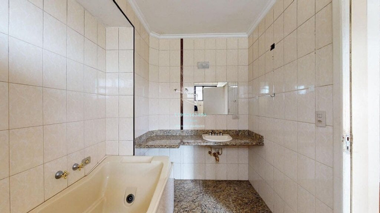 Imagem Apartamento com 3 Quartos à Venda, 178 m² em Pinheiros - São Paulo Imagem Apartamento com 3 Quartos à Venda, 178 m² em Pinheiros - São Paulo