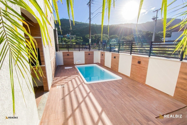 Imagem Casa de Condomínio com 2 Quartos à Venda, 140 m² em Palmas - Governador Celso Ramos
