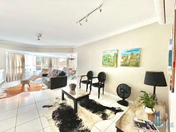 Imagem Apartamento com 3 Quartos à Venda, 120 m² em Centro - Balneário Camboriú