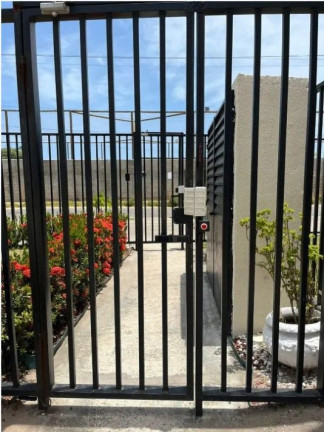 Imagem Apartamento com 2 Quartos à Venda, 40 m² em Abrantes - Camaçari Imagem Apartamento com 2 Quartos à Venda, 40 m² em Abrantes - Camaçari