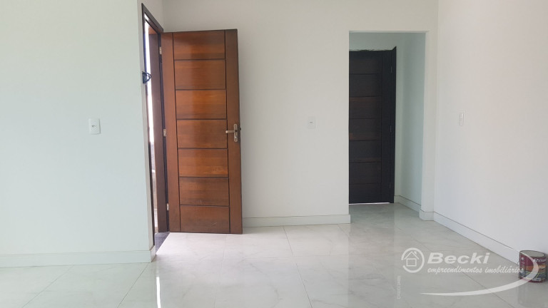 Imagem Casa com 2 Quartos para Alugar, 80 m² em Fátima - Joinville