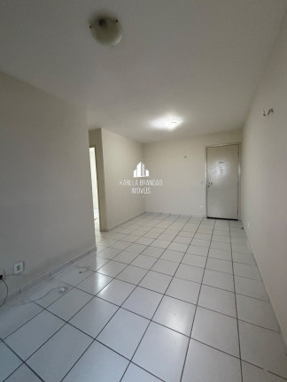 Imagem Apartamento com 2 Quartos à Venda, 55 m² em Candelária - Natal