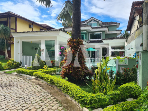 Imagem Casa com 4 Quartos à Venda, 300 m² em Vargem Grande - Rio De Janeiro Imagem Casa com 4 Quartos à Venda, 300 m² em Vargem Grande - Rio De Janeiro