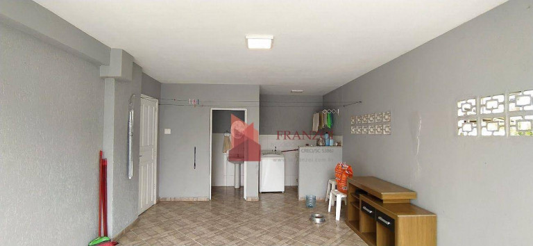 Imagem Casa com 2 Quartos à Venda, 147 m² em Centro - Itajaí