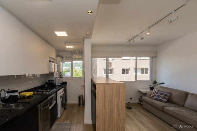 Imagem Imóvel com 2 Quartos à Venda, 62 m² em Teresópolis - Porto Alegre
