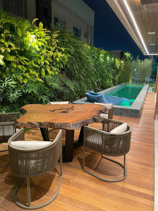 Imagem Casa com 3 Quartos à Venda, 400 m² em Pires Facanha - Eusébio Imagem Casa com 3 Quartos à Venda, 400 m² em Pires Facanha - Eusébio